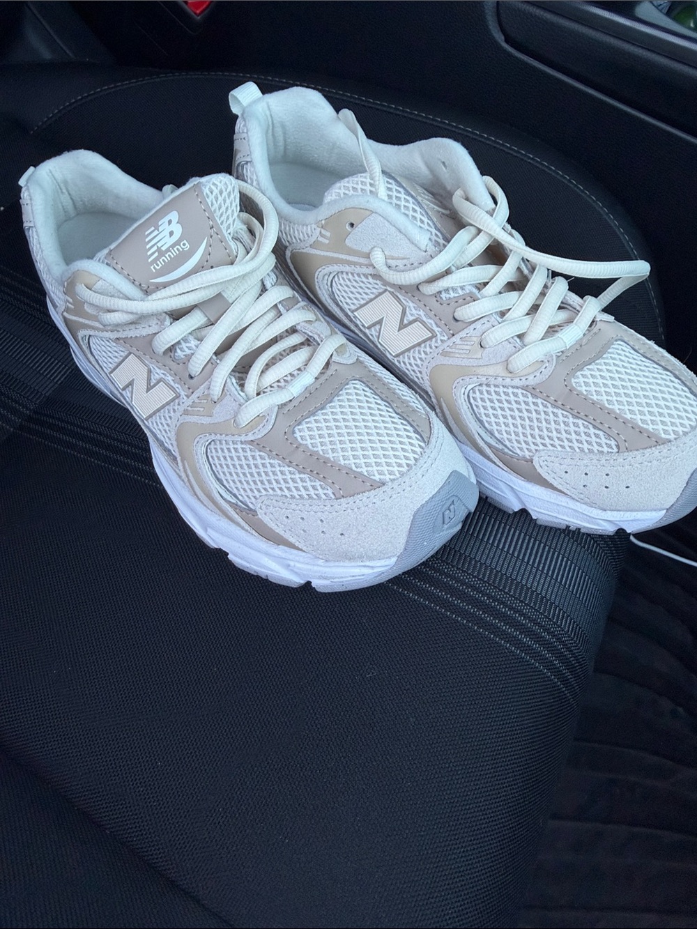New Balance Women's White and Beige Casual Running Sneakers